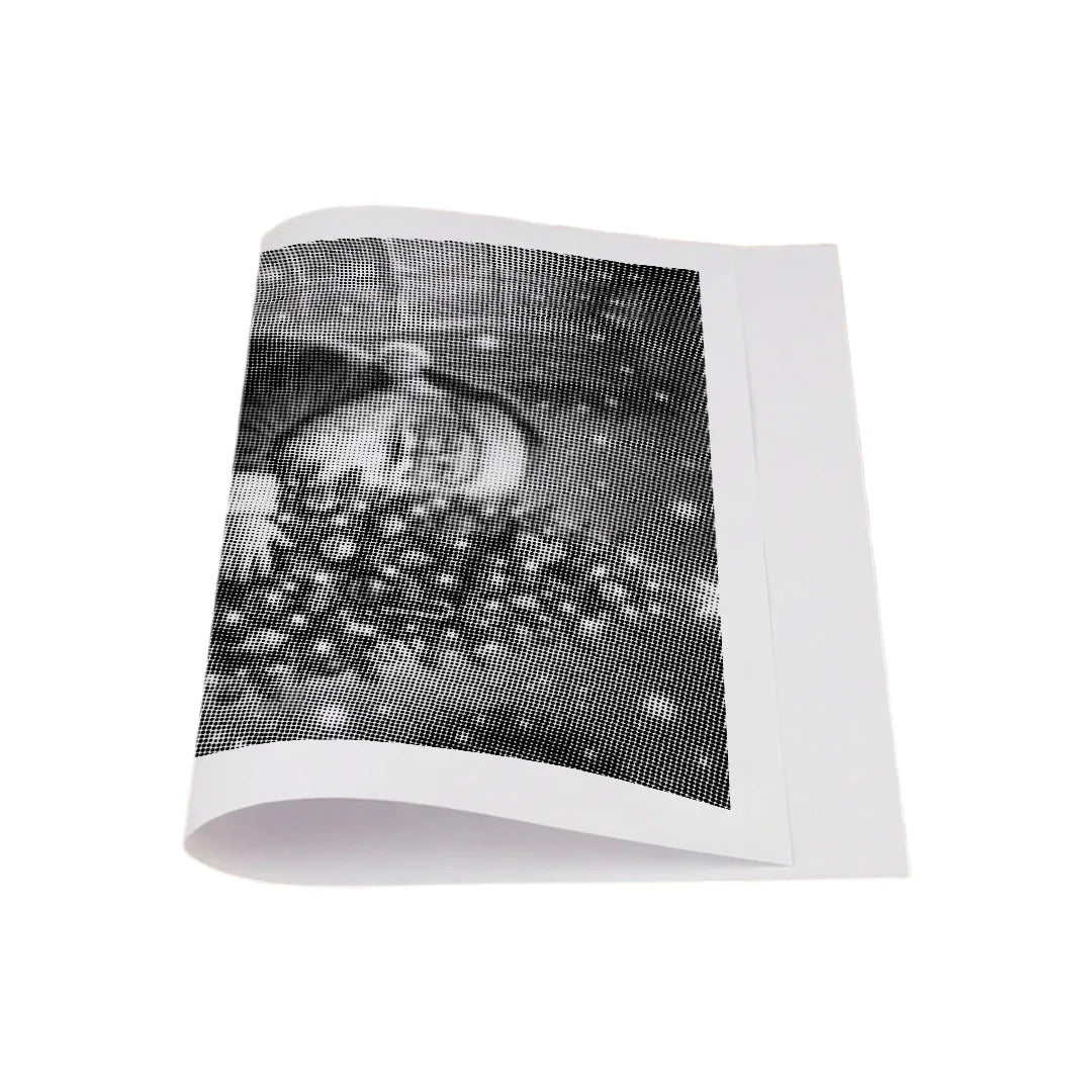 Santa Claus Decorates the Christmas Tree Dot Painting