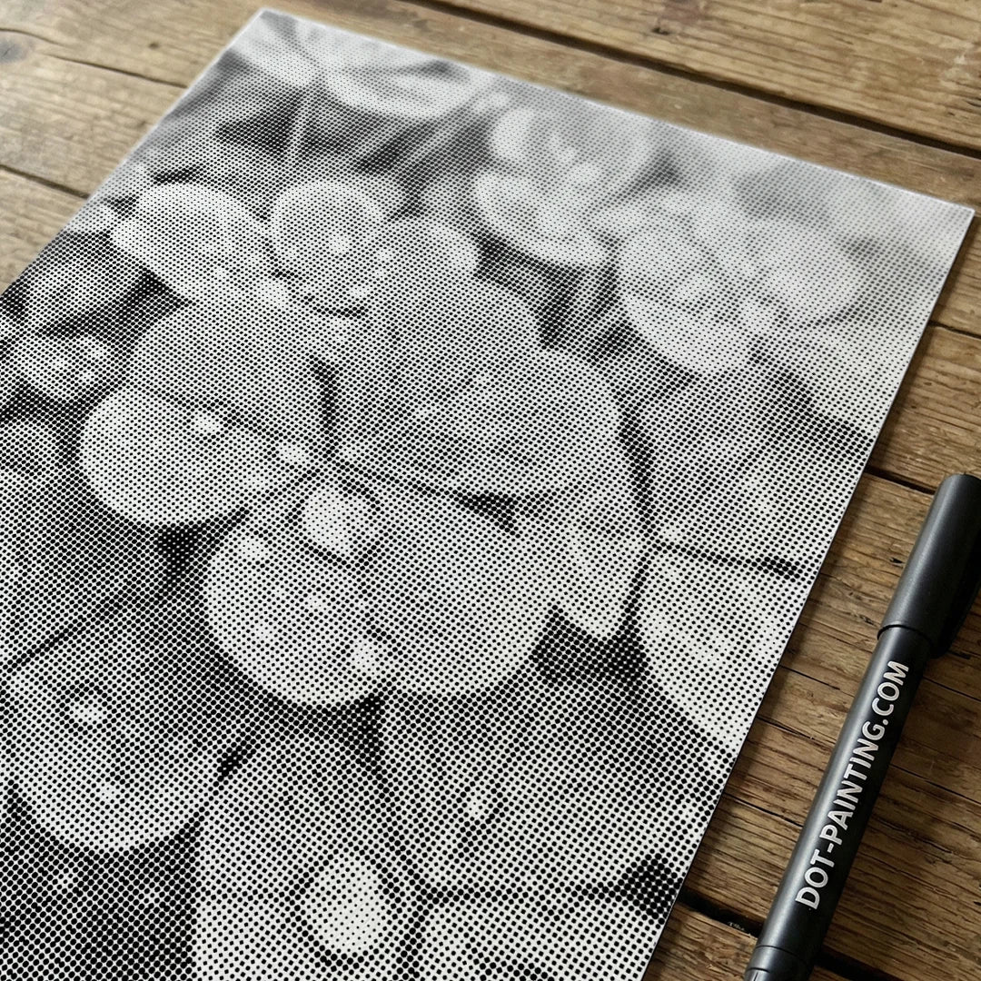 Clover with Water Droplets Dot Painting